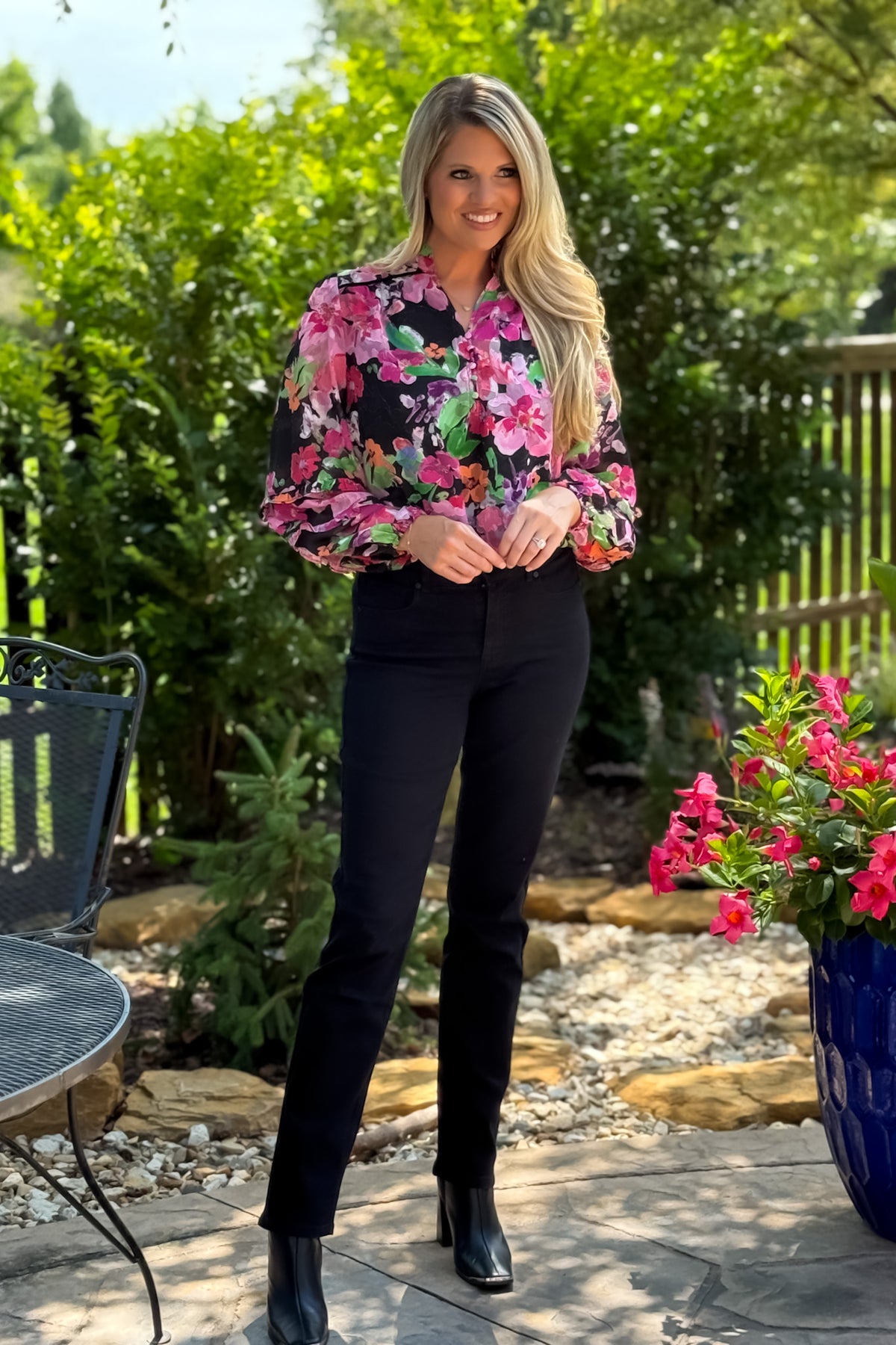Nevelle Floral Jacquard Chiffon Blouse : Black