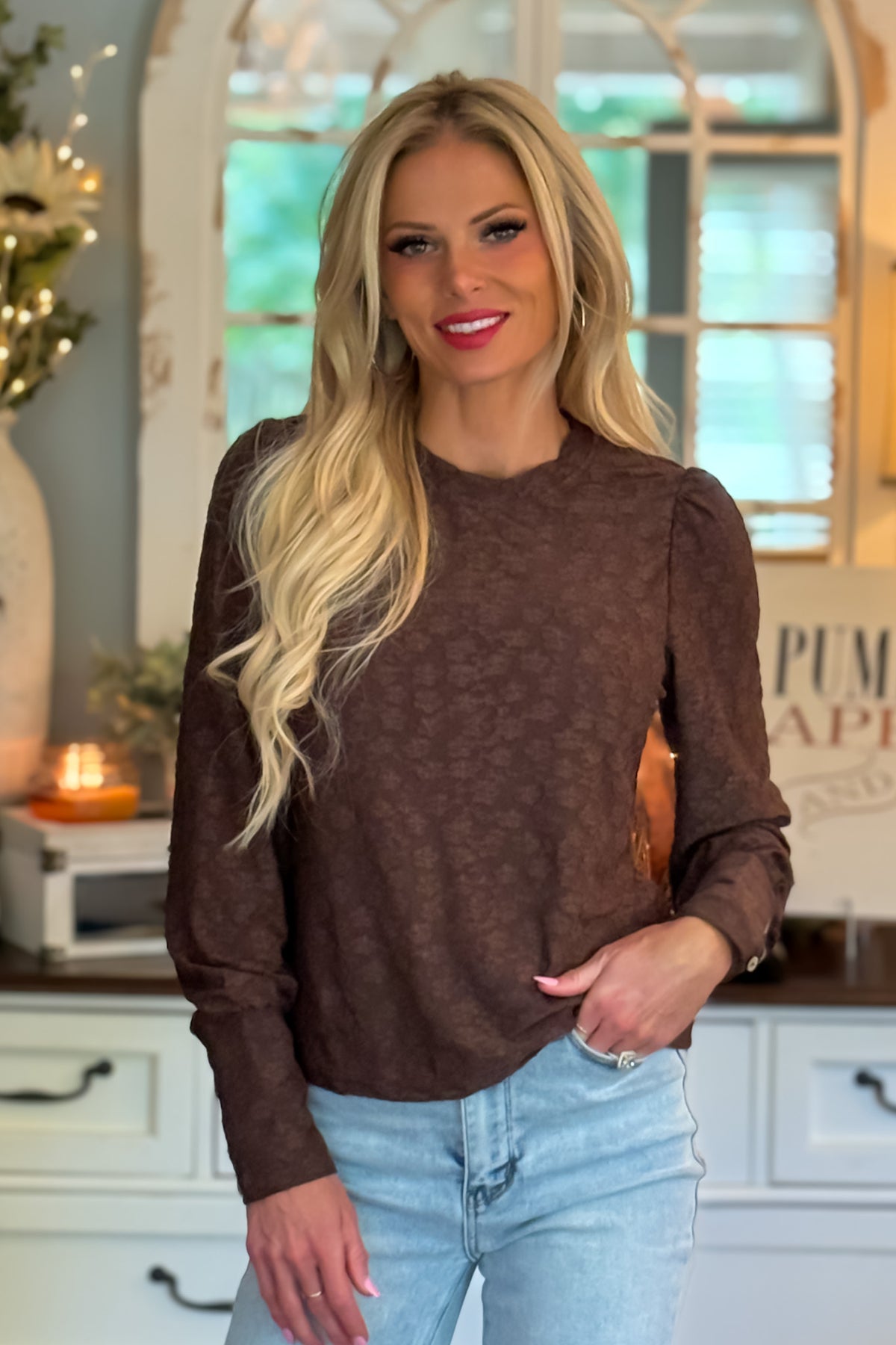 Kara Textured Knit Puff Sleeve Top : Chocolate