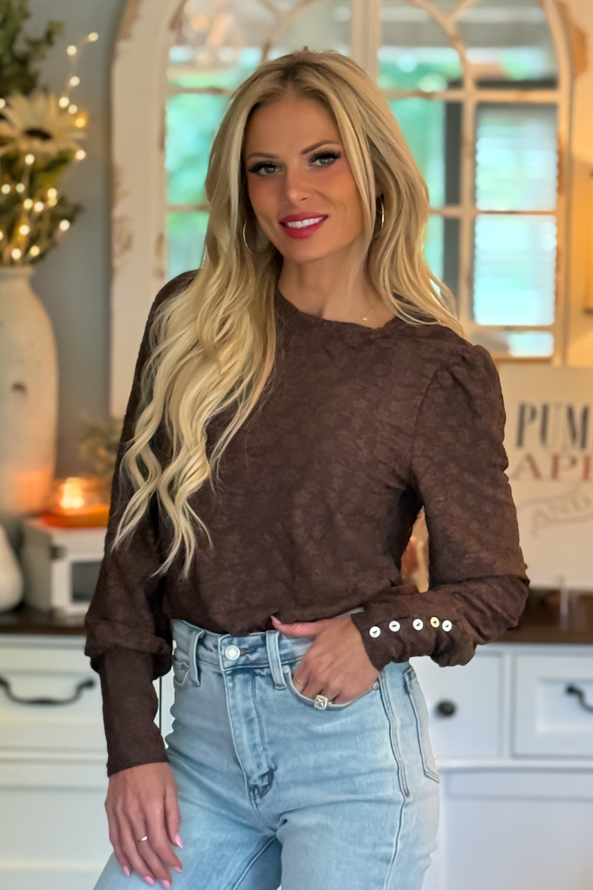 Kara Textured Knit Puff Sleeve Top : Chocolate