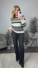 Aspen Strolls Jacquard Knit Cable Sweater : Black/Ivory