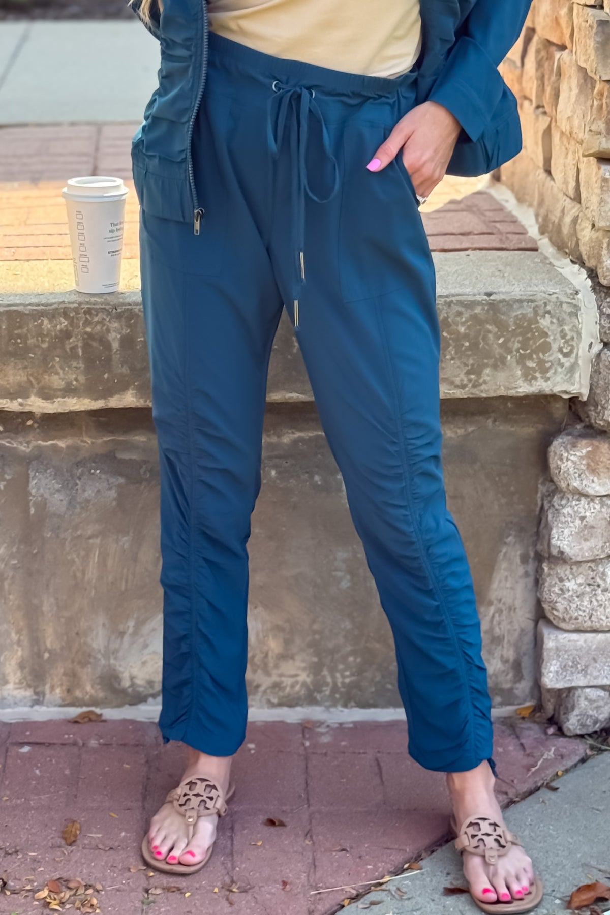 XCVI Julee Active Pant : Navy