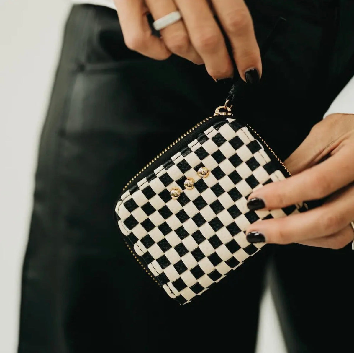Pretty Simple Fall 2026 : Handbags & Wallets