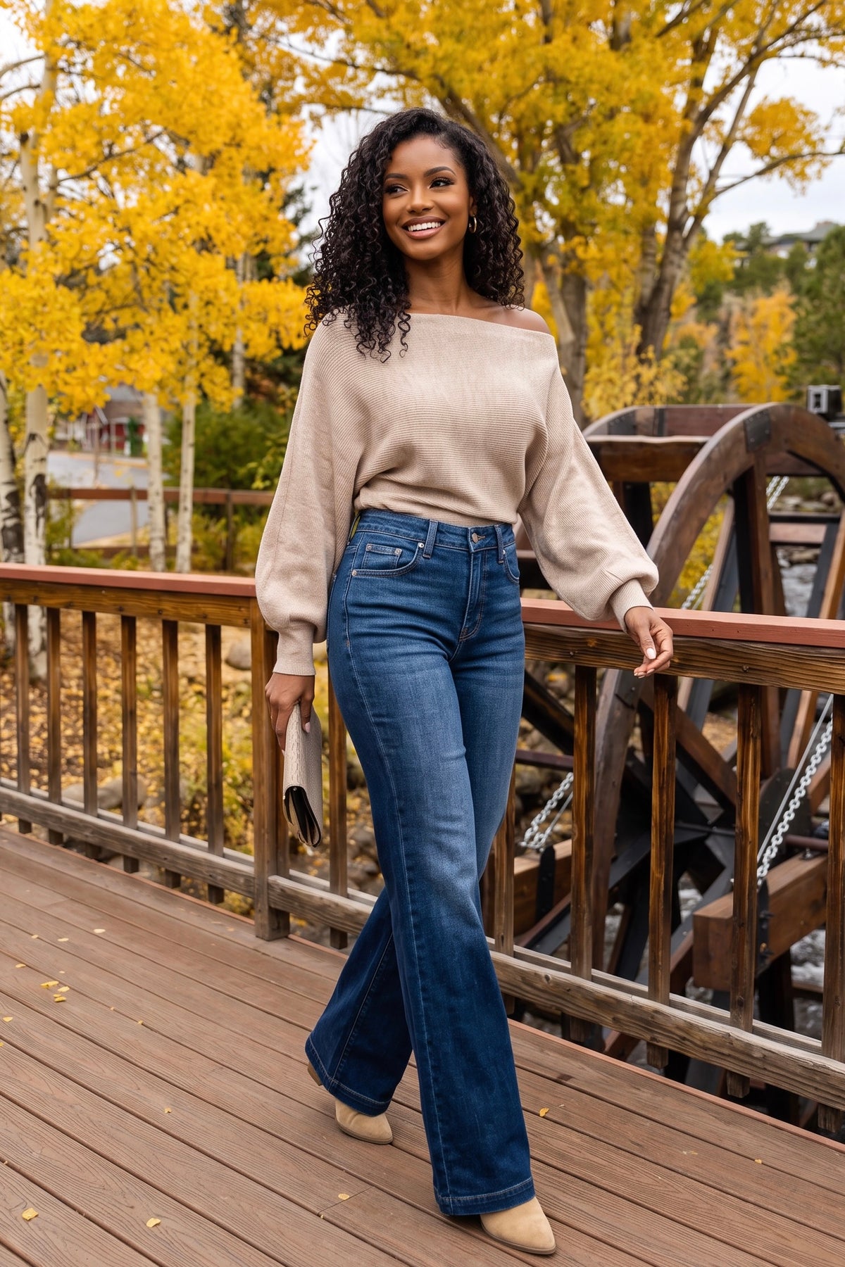 Ailsa Boat Neck Sweater : Taupe