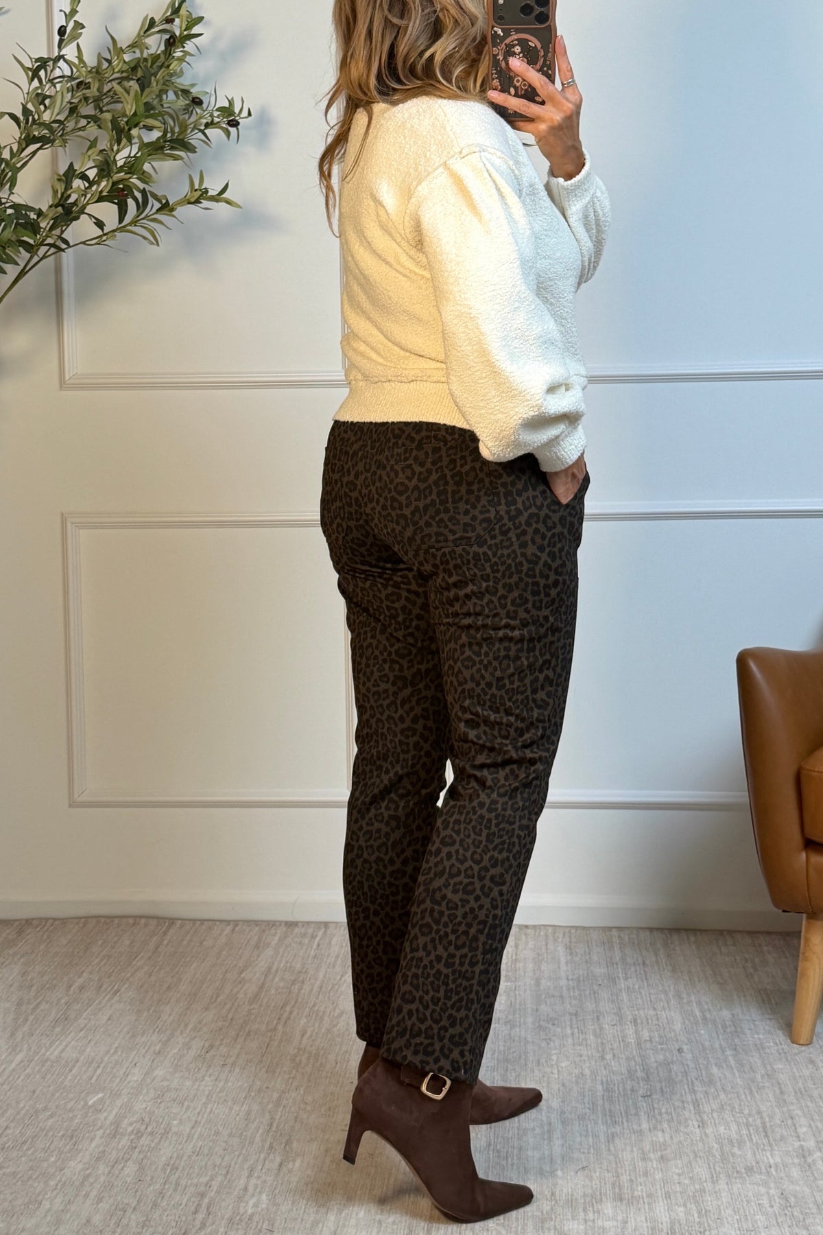 Tribal Carlotta Pull on Ankle Pants : Hickory