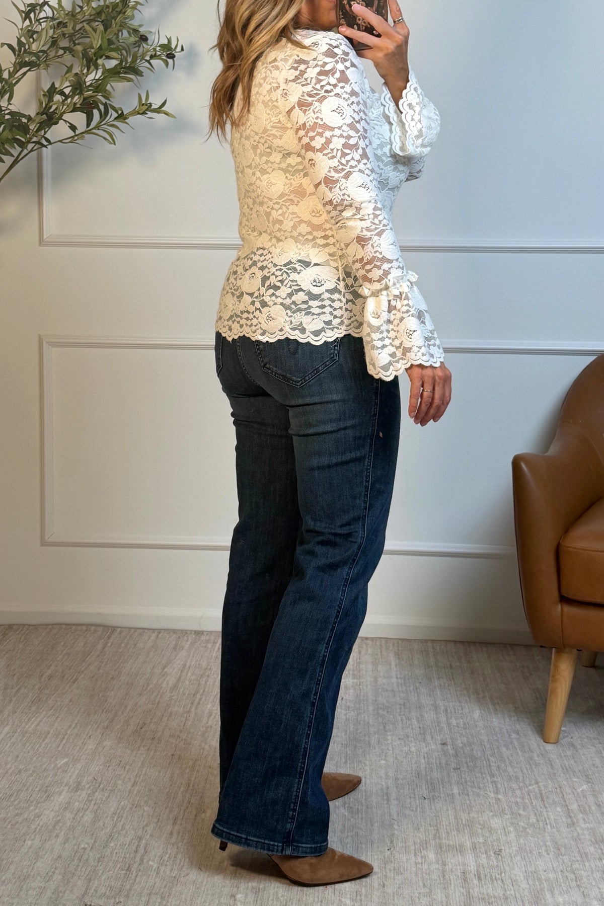 Tribal Aster Floral Lace Top : Antique White