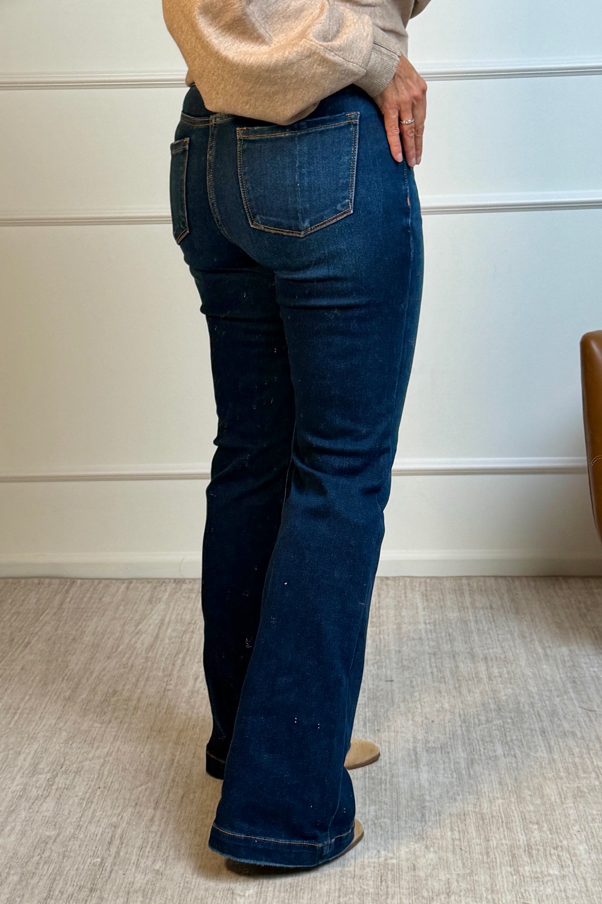 Risen Anise Mid Rise Flare Jeans : Dark