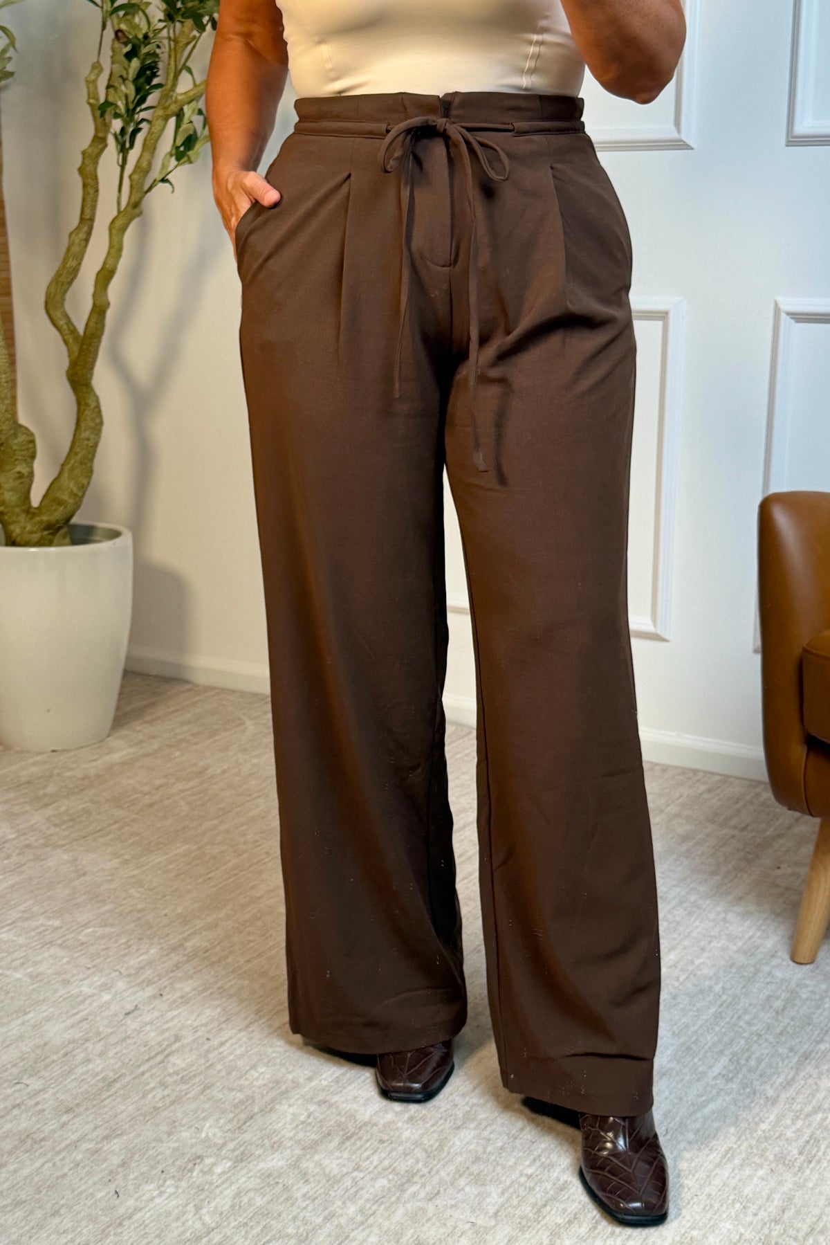 Lexley Tie Front Pants : Brown