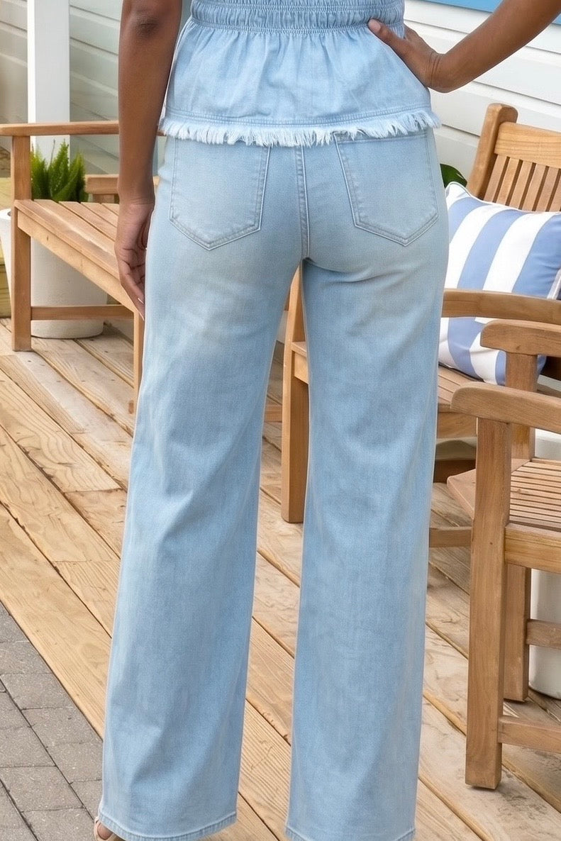 Stitch & Co Kiera Jeans : Light Denim