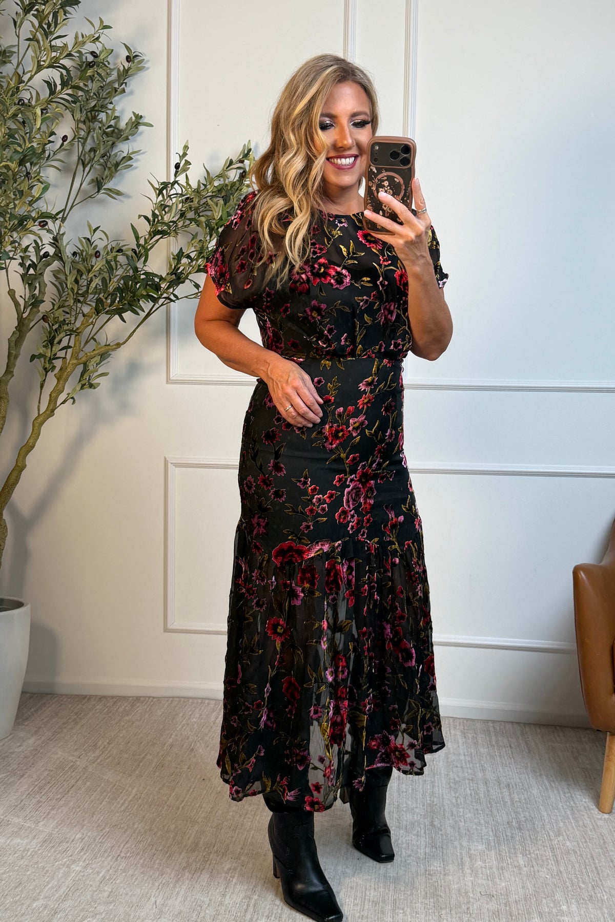 Sterling Floral Velvet Midi Dress : Black Multi
