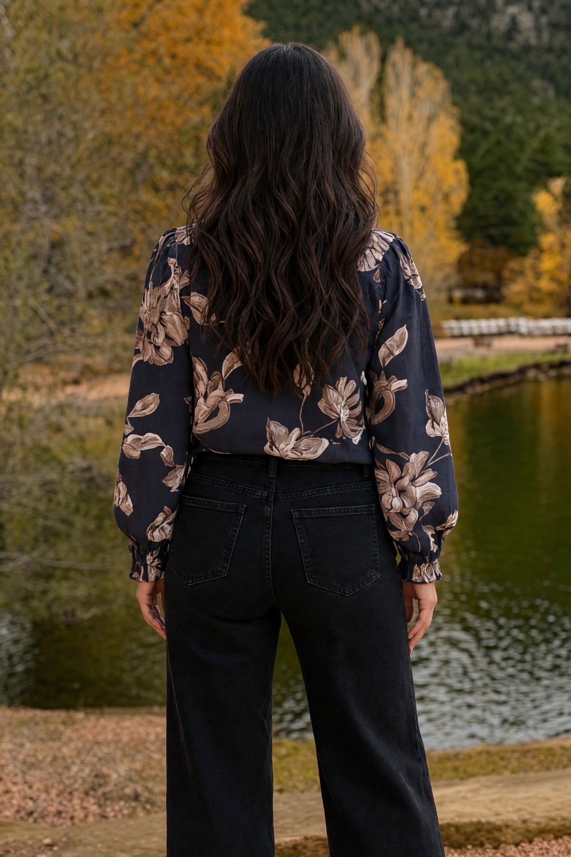 Honora Floral V-Neck Top : Navy Multi
