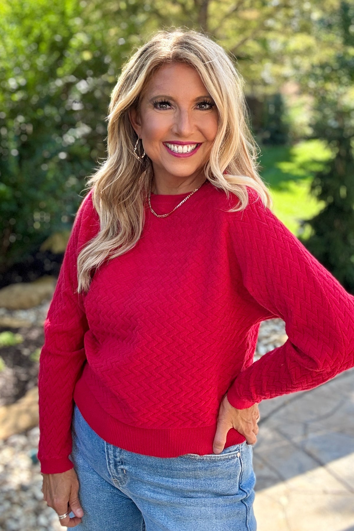 Evanthia Soft Gauge Textured Sweater : Red