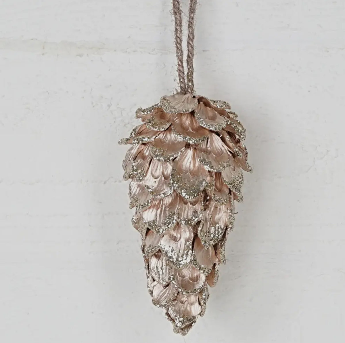 Oak Street Holiday Decor