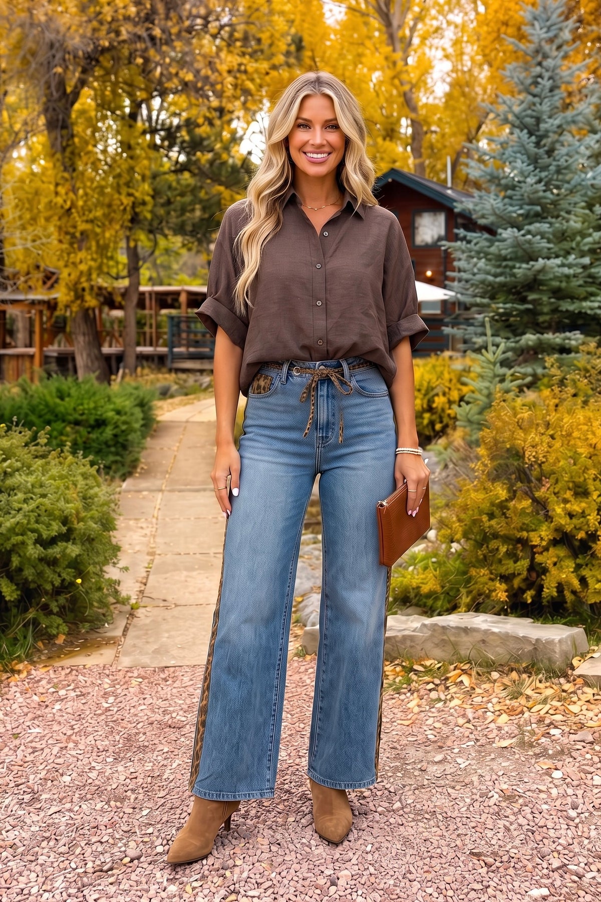 Florie Button Down Collared Top : Brown