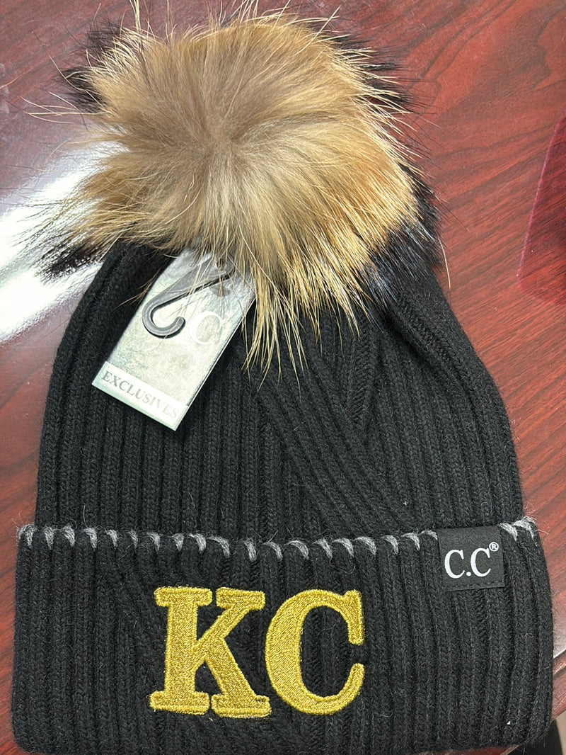 KC C.C. Thread Detail Fur Pom Beanie : Black/Gold