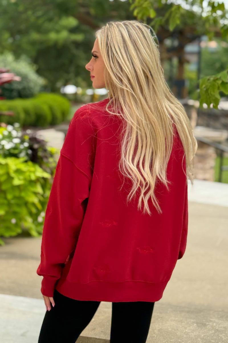 Arkansas Ritter Embroidered Sweatshirt : Crimson