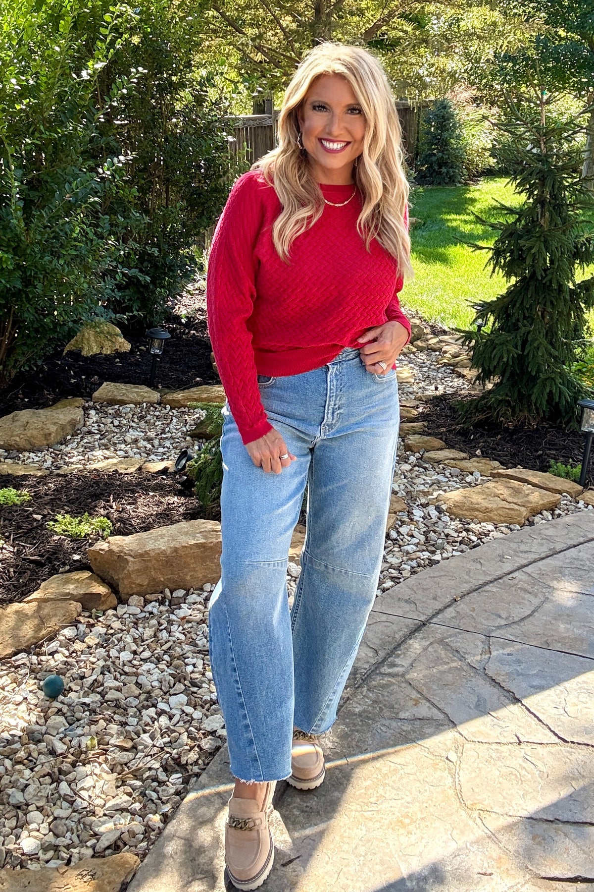 Evanthia Soft Gauge Textured Sweater : Red