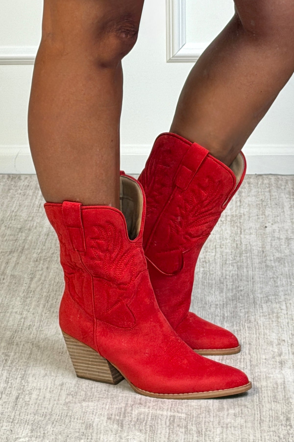 Miim Nicole Cowgirl Boots : Red