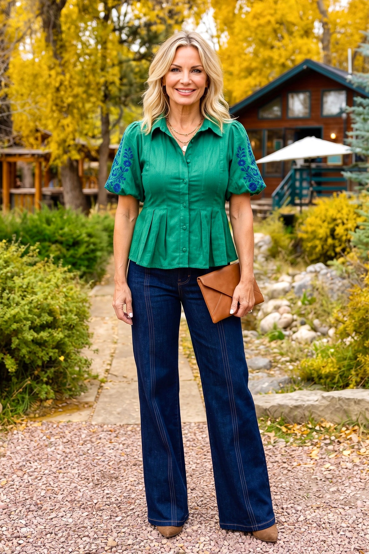 Farah Floral Embroidered Pleated Top : Green