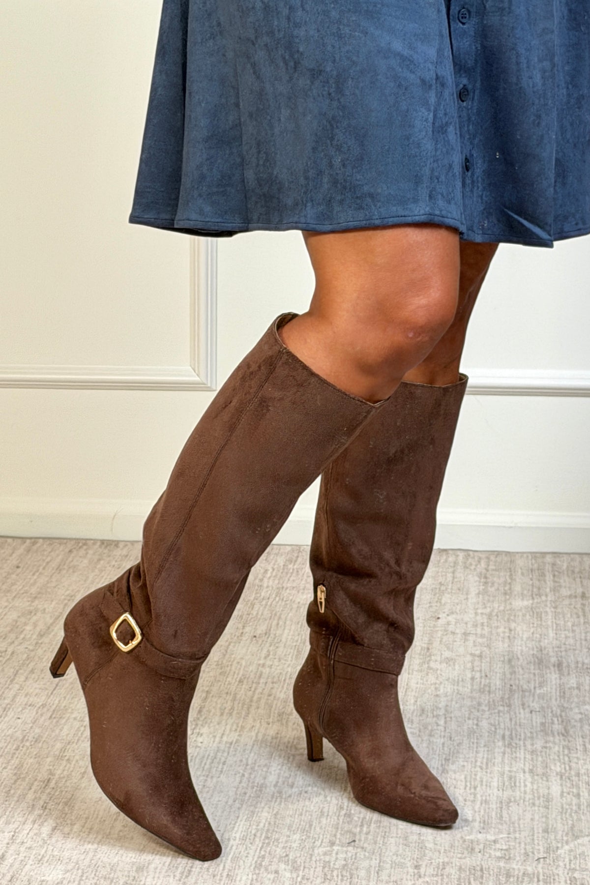 Miim Diva Suede Kittin Heel Boots : Chocolate