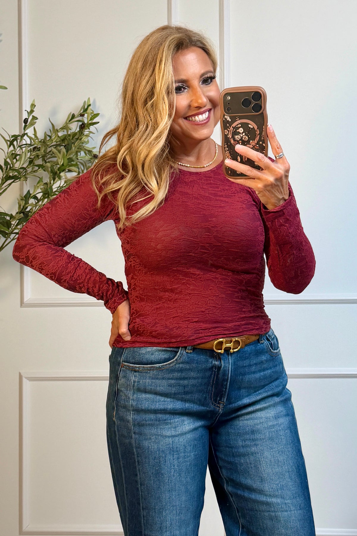 Niah Long Sleeve Lace Top : Wine