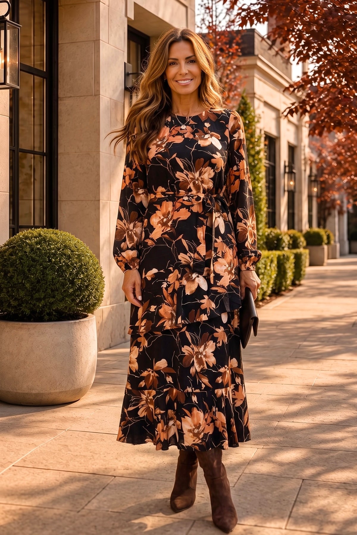 Shanny Pleated Floral Dress : Black/Taupe