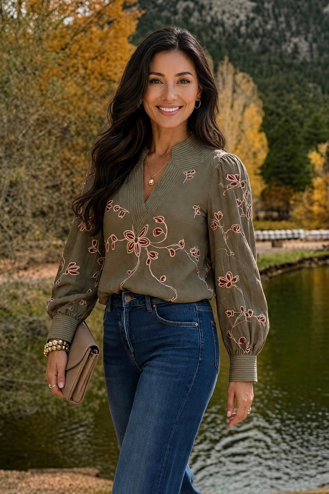 Aliah Long Sleeve V-Neck Top : Olive