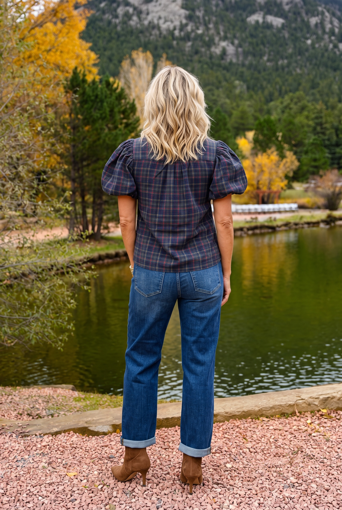 Leonie Plaid Puff Sleeve Blouse : Navy