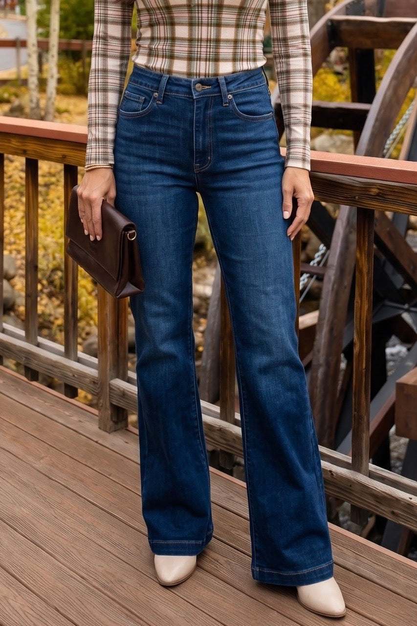 Risen Anise Mid Rise Flare Jeans : Dark