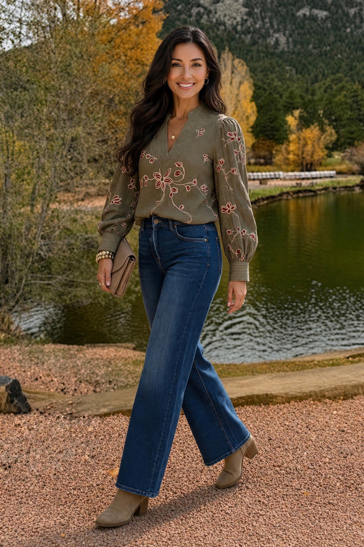Aliah Long Sleeve V-Neck Top : Olive