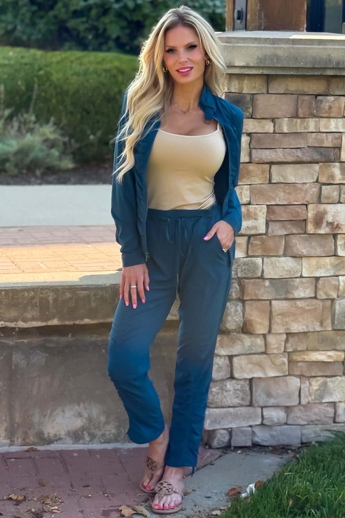 XCVI Julee Active Pant : Navy