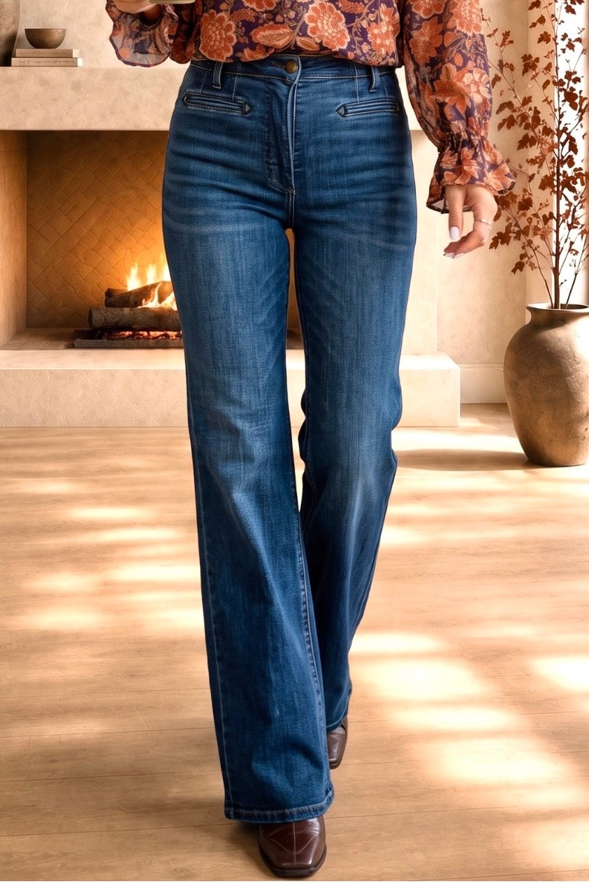 Judy Blue Makiya Jeans with Welt Pkts : Dark Blue