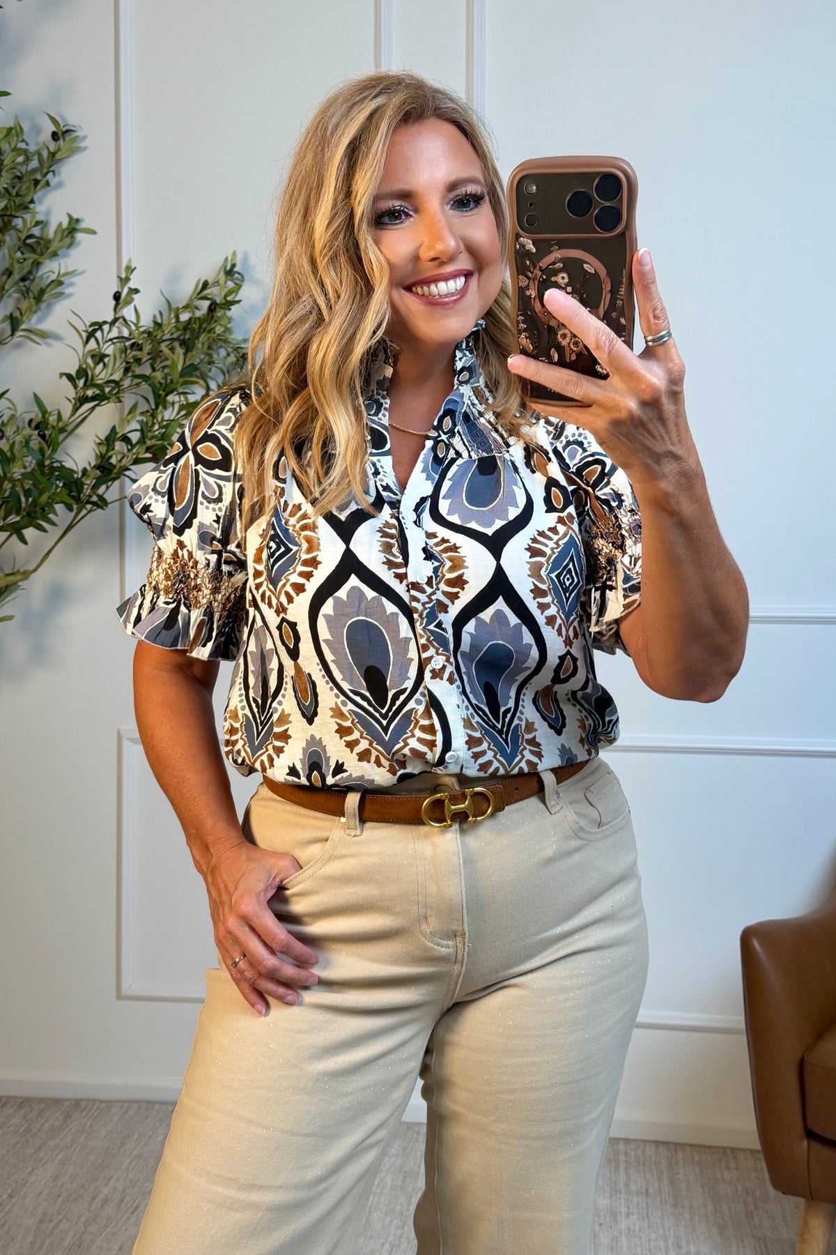 Everlyn Button Down Collared Top : Black/Grey