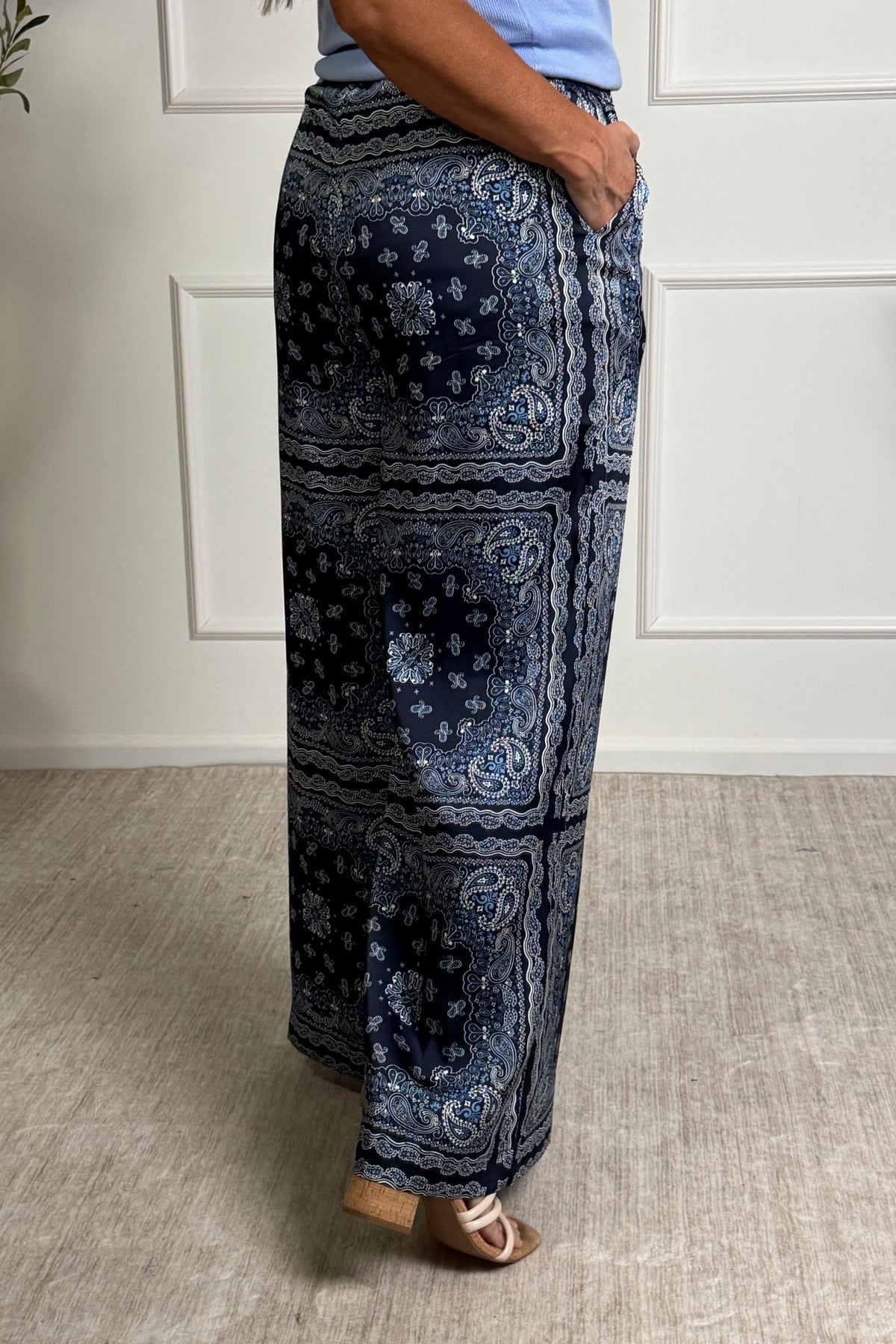 Iris Bandana Print Elastic Waist Pants : Navy
