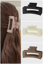 Elsa Claw Clip : Black, Cream, Coffee