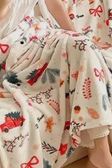 Mini Christmas Throw (Decor/Lap/Baby) : White Truck