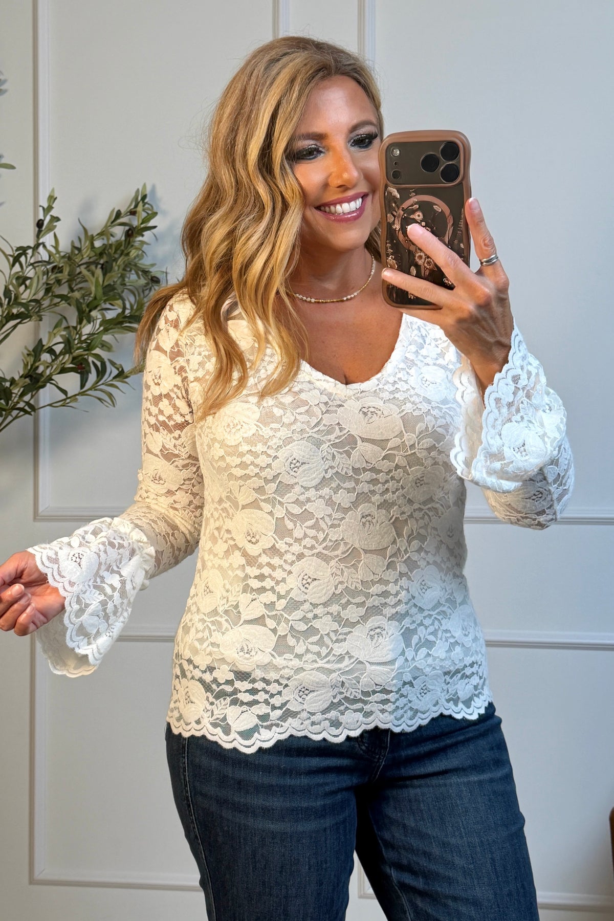 Tribal Aster Floral Lace Top : Antique White