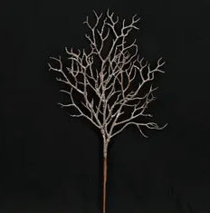 Oak Street Holiday Decor