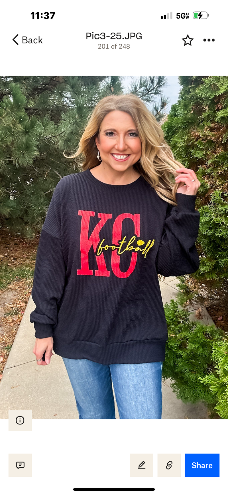 Arrowhead KC Ribbed Knit Pullover : Black/Red