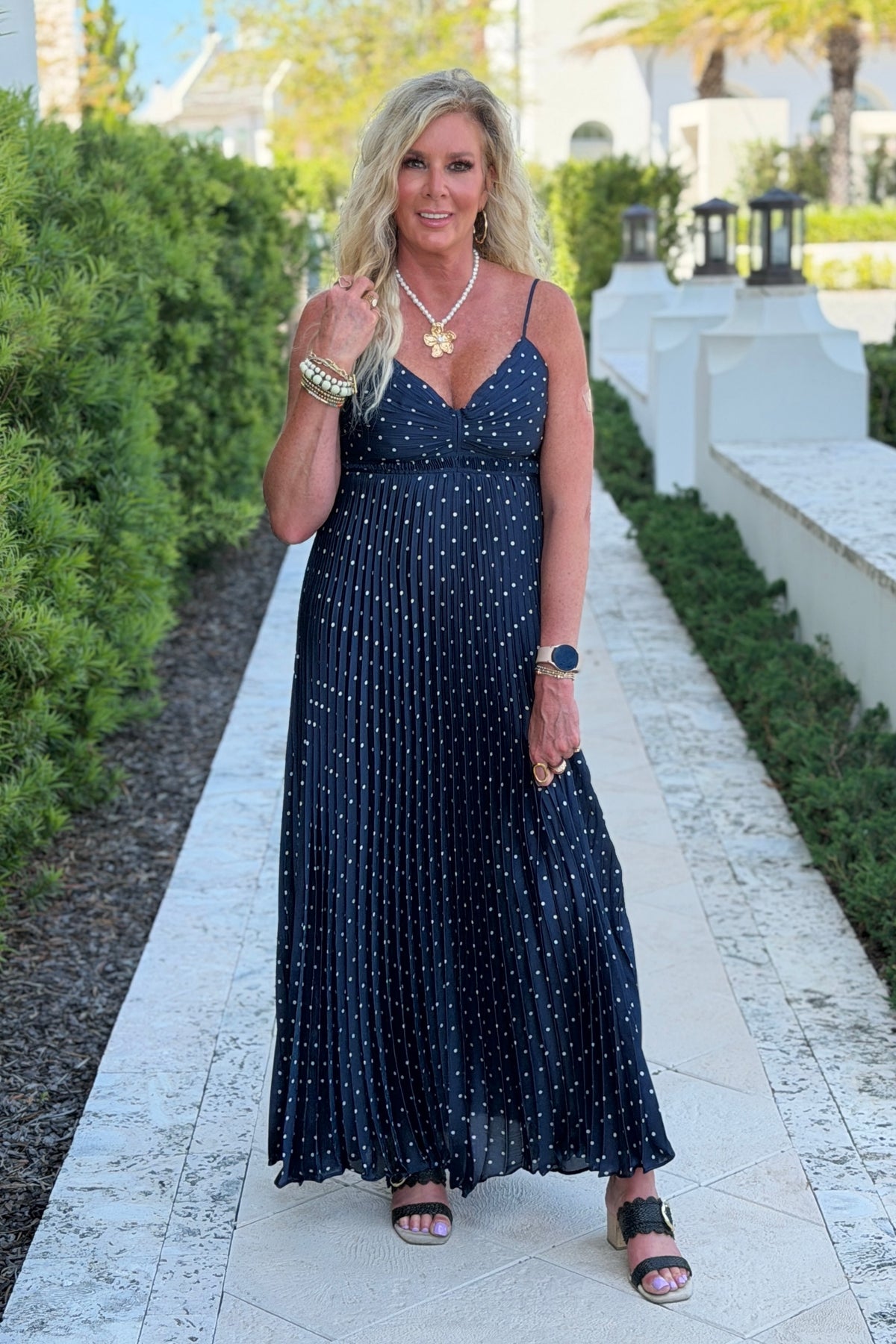 Britney Pleated Midi Dress : Navy