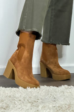 Chinese Laundry Caleigh Suede Boots : Brown