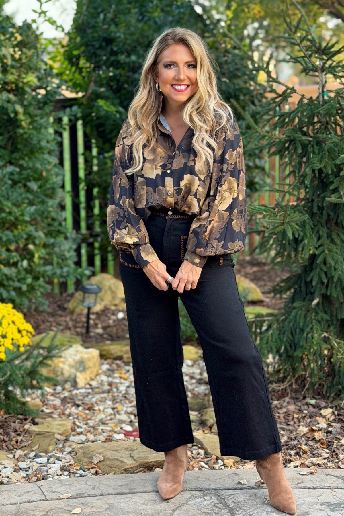 Layana Long Sleeve Gold Button Top : Black