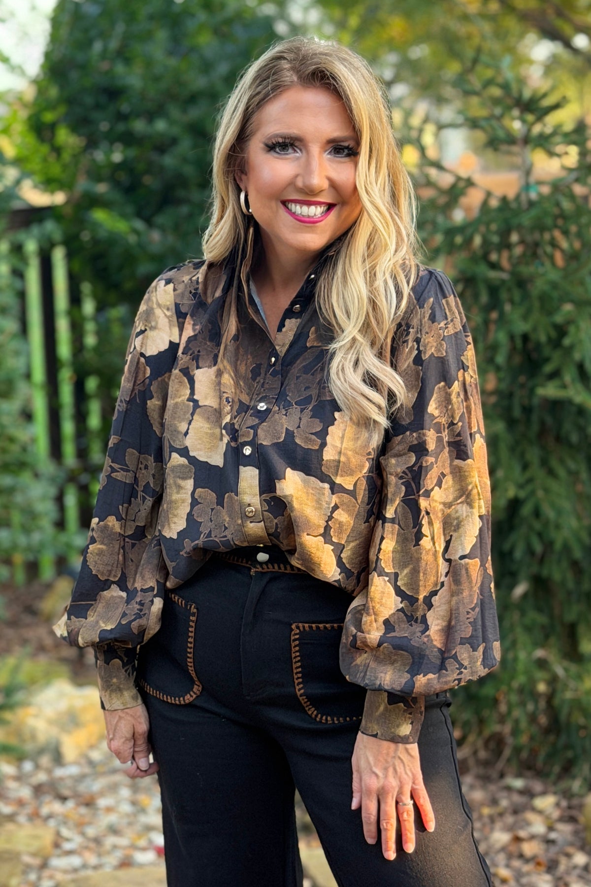 Layana Long Sleeve Gold Button Top : Black