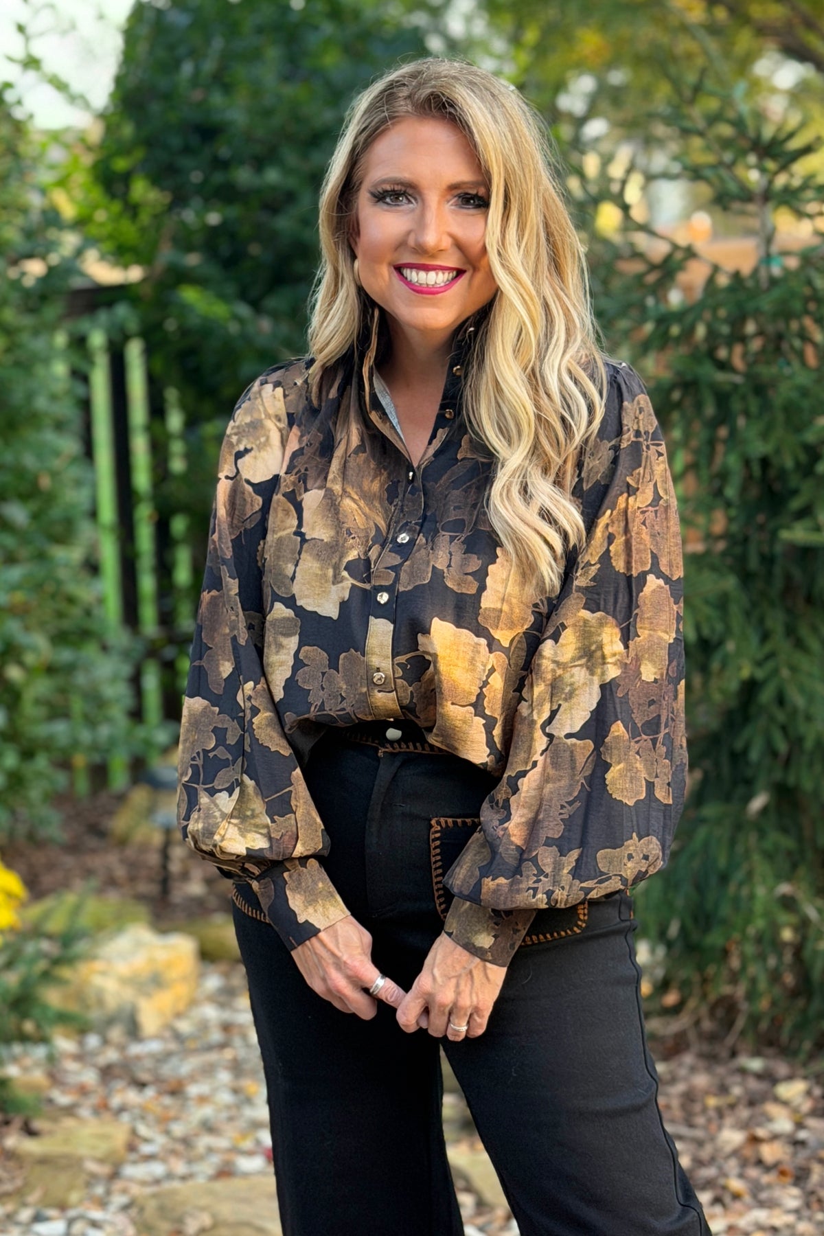 Layana Long Sleeve Gold Button Top : Black