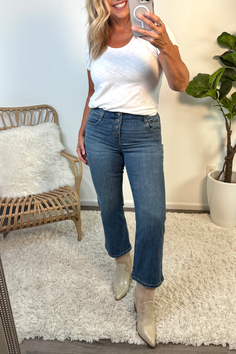 Liverpool Gia Crop Flare w/ buttons : Neola