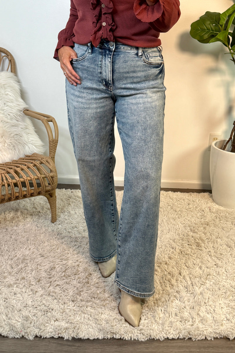 Judy Blue Wilhemina Vintage Wash Jeans : Light