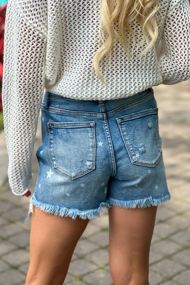 Judy Blue Londyn Star Print Cut Off Shorts : Med. Blue