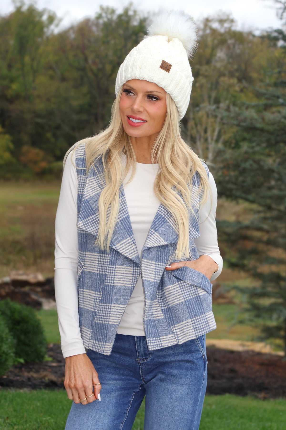 Maliah Plaid Vest : Blue