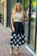 Sayla Embroidered Detail Dress : Black
