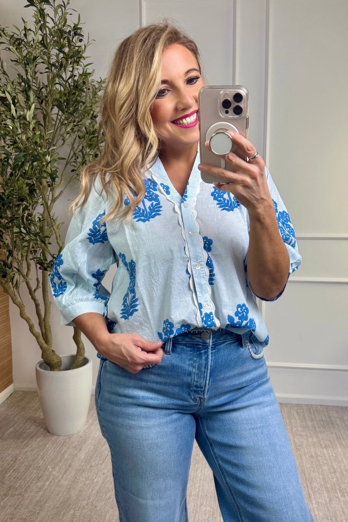 Maggie Long Sleeve Floral Pattern Button Up Top : Light Blue