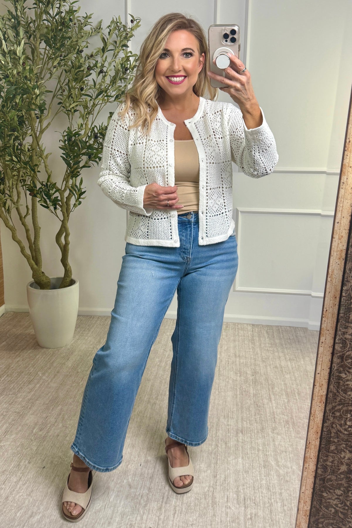 Annabelle Long Sleeve Crew Neck Cardigan : White